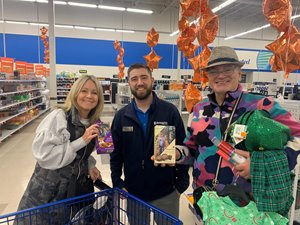 Recipients of free Girl Scout Cookies in Grand Rapids. 